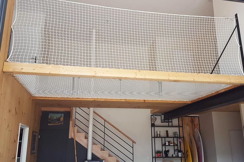 guardrail net for mezzanine